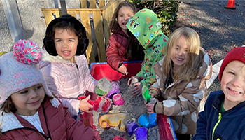 Ho-Ho-Kus Waldwick Cooperative Nursery School (HWCNS)